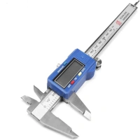 Штангенциркуль металлический 150 мм.FINSHARK (19844F)